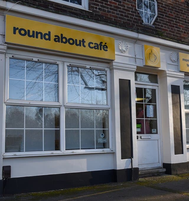 Round About Café