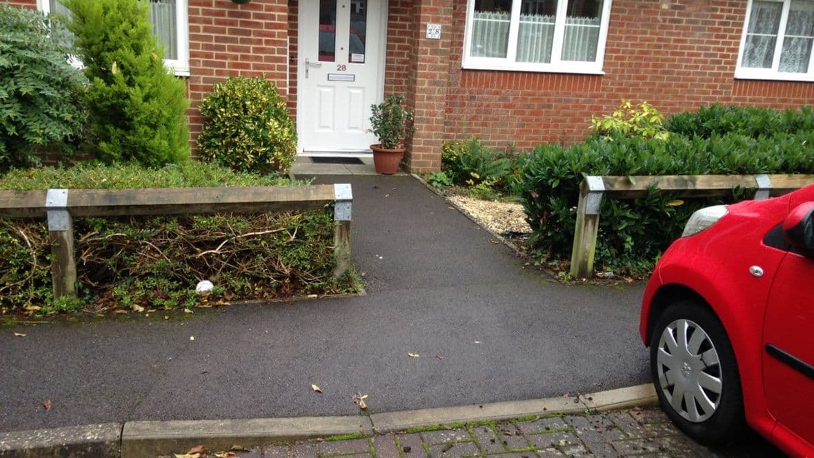 Dropped Kerb - pedestrian